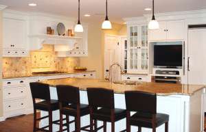 White Kitchen Table in Highstown NJ - Cranbury Design Center