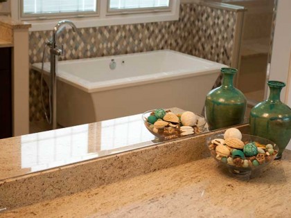 Spa-Like Spacious Master Bath