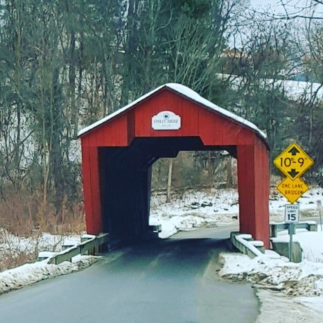 Beautiful bridge architecture @Cooleybridgevermont.  Thanks Elizabeth! #coveredbridges #vermontsights #roadsidearchitecture #vacationviews #designnj