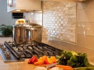 All the fixins needed for a good pot of stew..#backsplashtile #undercabinetlighting #freshveggies #glasssubwaytile #designnj #njkitchendesign