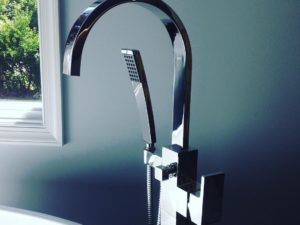 Love this @newportbrass tub filler in our client’s master bath! #bathremodel #chromefaucet #designnj #newjerseykitchenandbath #newjerseybathroom #masterbathroom