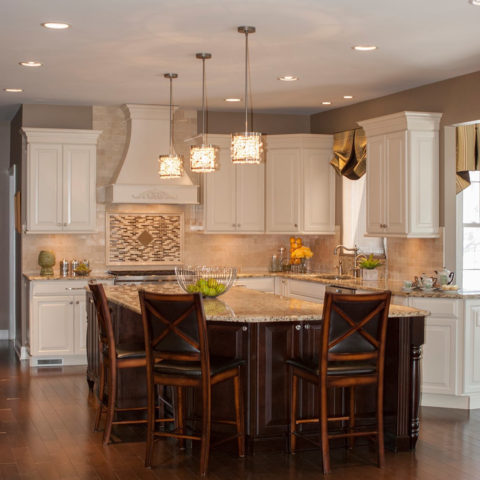 Swipe 👉🏼for concept to completion. We make your kitchen dreams come true! 
#designnj #kitchendesign #kitchenbeforeandafter #twotonedkitchen #islandpendants #kitchendreams #newjerseykitchenshowroom #kitchengoals